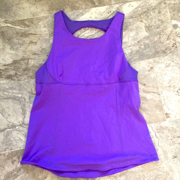 Lululemon tank - Picture 1 of 6